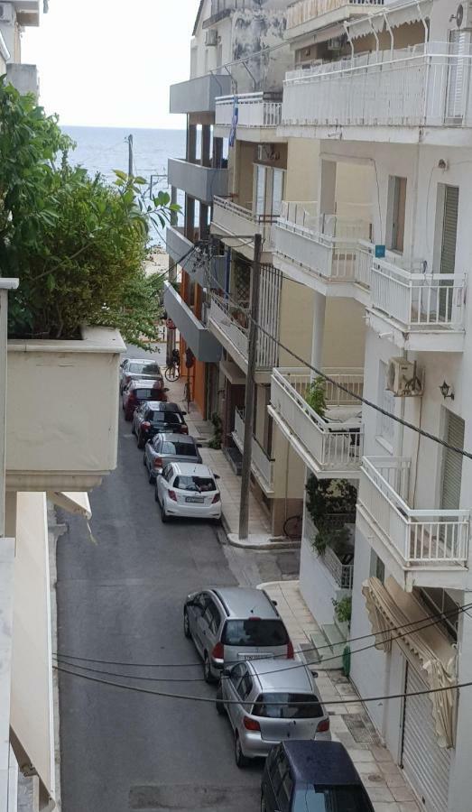 Seaside Apartment Kalamata Exterior photo